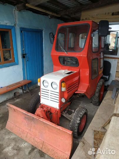 Мини-трактор КУРГАНМАШЗАВОД КМЗ-012, 1996