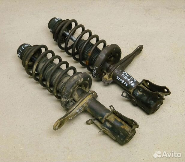 Стойка передняя в сборе Audi 80 B3