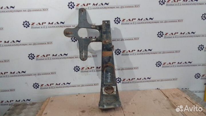 Кронштейн задней фары левый Man Tga