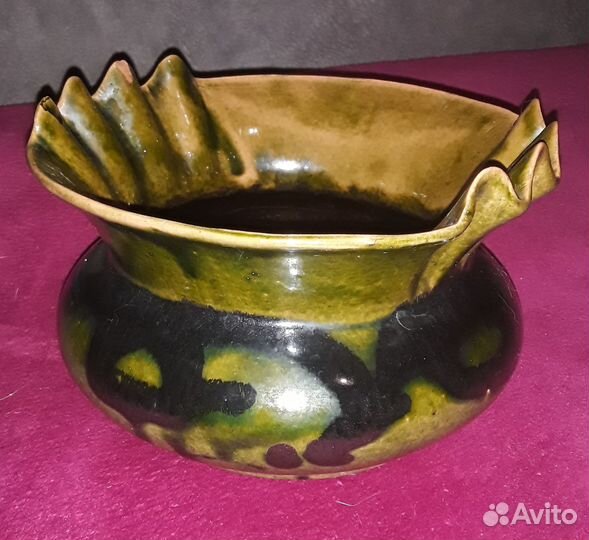 Керамическая ваза для цветов