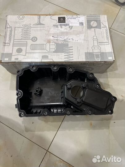 Картер поддон двигателя на mercedes