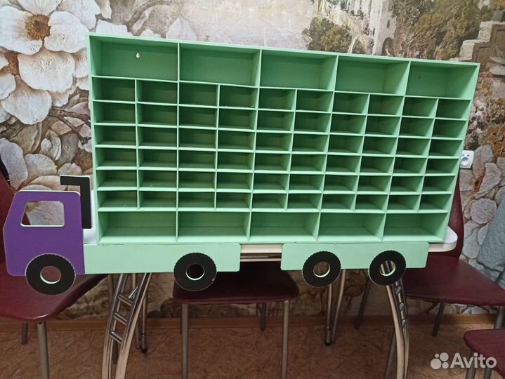 Полка для машинок