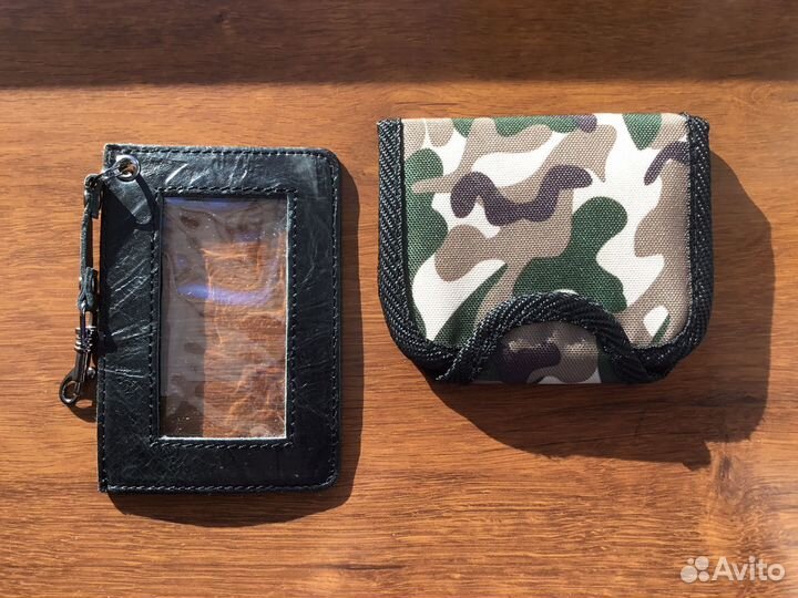 Чехол / бейдж нат.кожа на карабине, кошелек