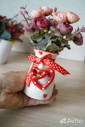 Вазы с цветами (цена за две)