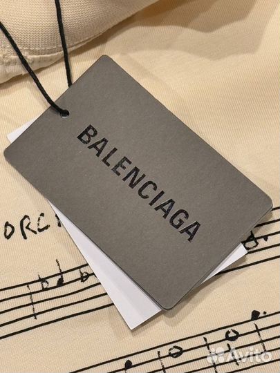 Футболка Balenciaga Новинка 2025