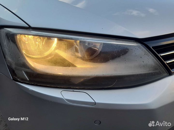 Фары джетта 6 левая и правая