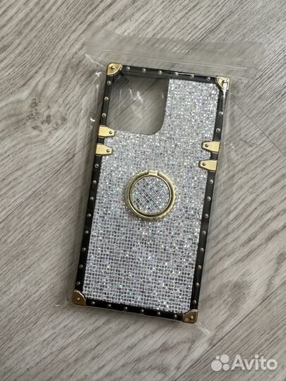 Чехол на iPhone 13 Pro Max