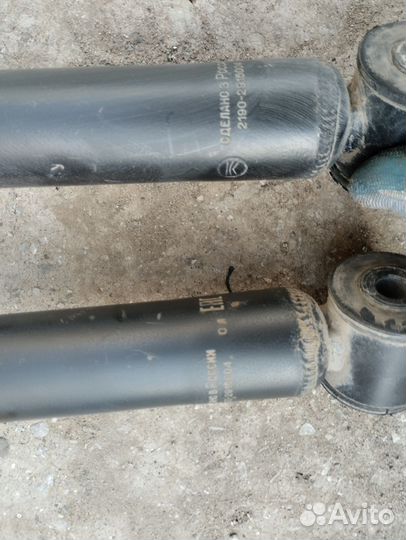 Задние стойки лада гранта