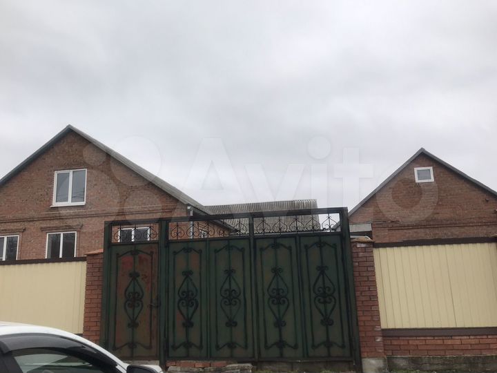 Дом 186 м² на участке 18 сот.