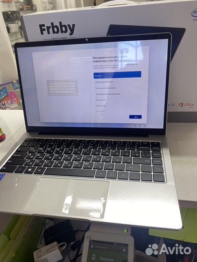 Ноутбук 8/256 новый