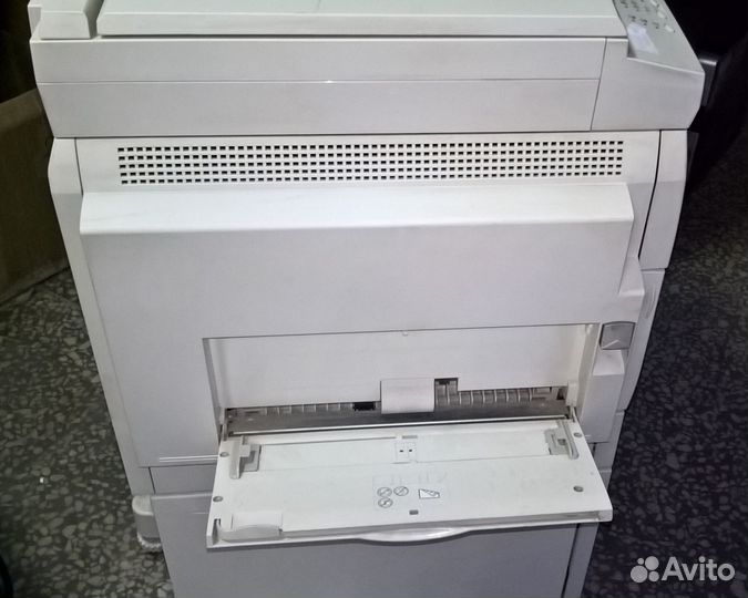 Мфу XP/7 лазерное Xerox WorkCentre 5020 с тумбой