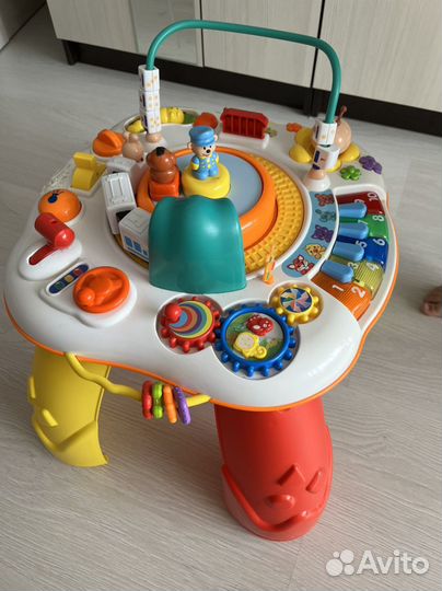 Развивающий столик жирафики