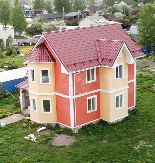 Коттедж 178 м² на участке 12 сот.