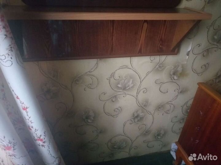 Полка навесная