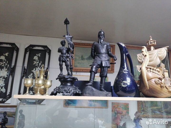 Статуэтки Каслинского литья