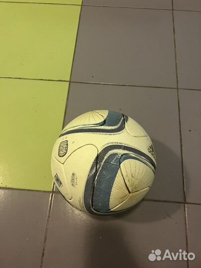 Футбольный мяч adidas argentum 2015