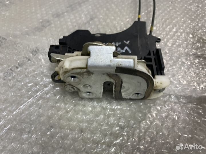 Замок двери задней левой Lancer X Лансер 10