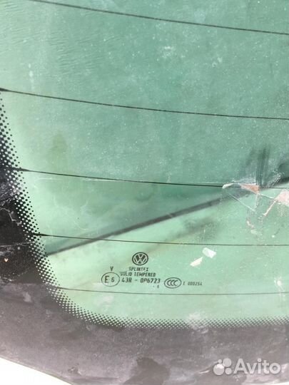 Стекло заднее Volkswagen Passat B6