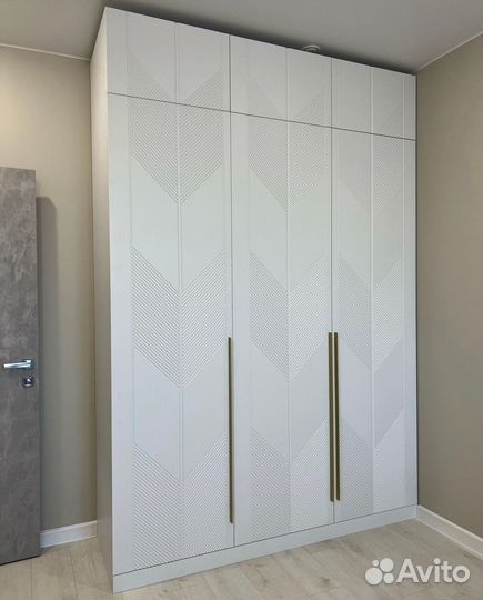 Шкаф для одежды