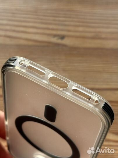 Противоударный чехол iPhone 14 pro magsafe