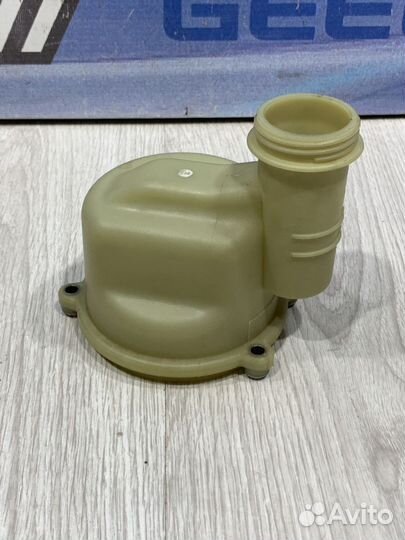 Бачок эгур гур насоса электрогидроусилителя руля L