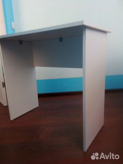 Стол ученический