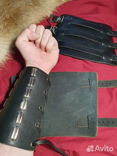 Наруч браслет из кожи