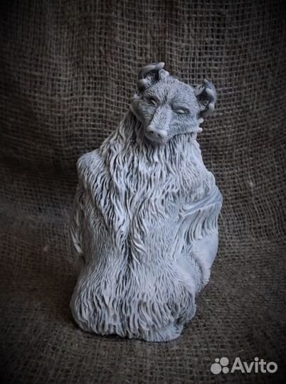 Статуэтка из камня Шаман