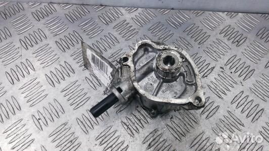 Насос вакуумный mercedes benz GLE W166 (99L18KX01)