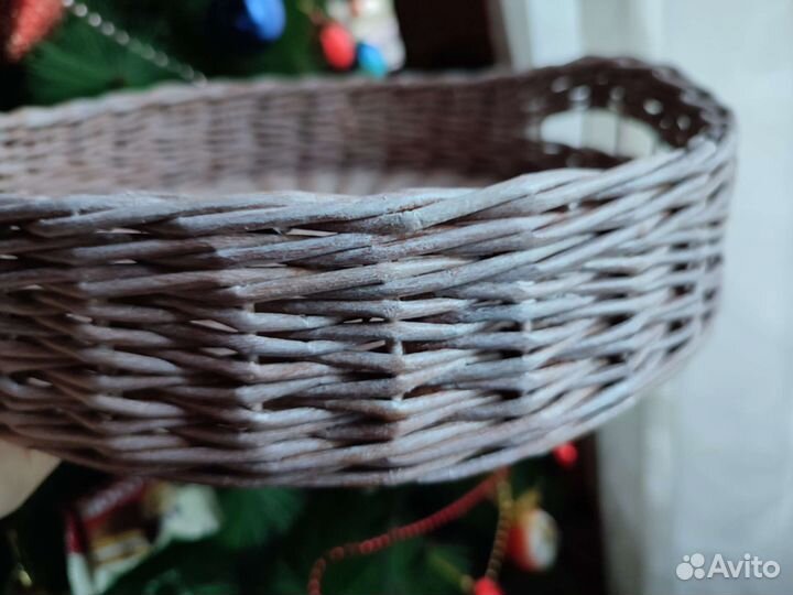Поднос плетёный