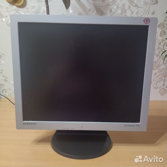 Монитор Samsung