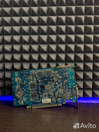 Видеокарта PCI-E AMD Radeon HD 6750 1GB gddr5