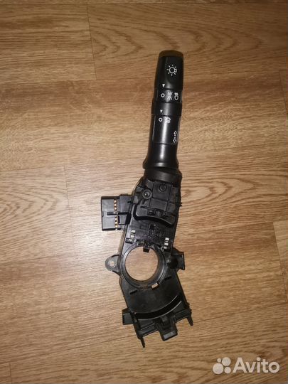 Под рулевой переключатель на кио рио 2016г.в