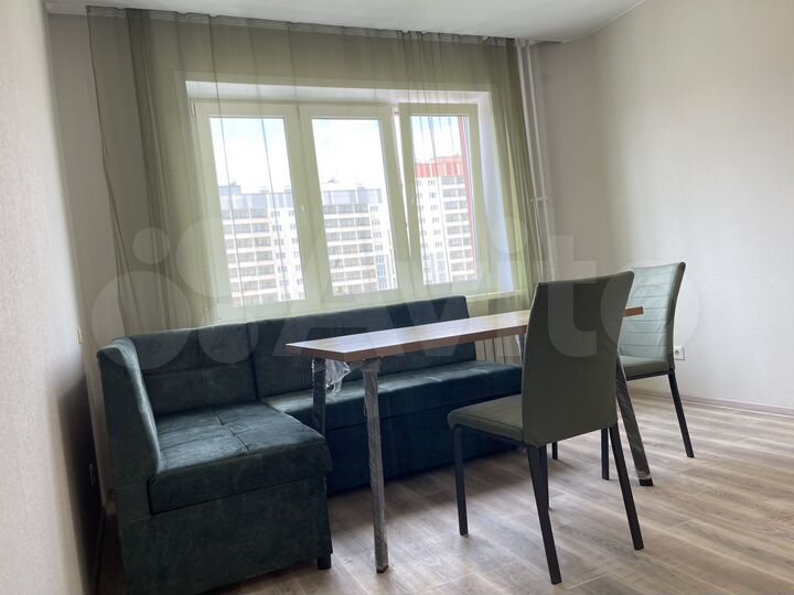 3-к. квартира, 64 м², 7/17 эт.