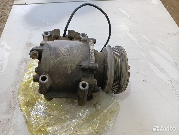 Компрессор кондиционера Honda h-rv