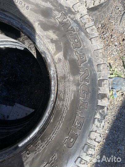 Goodyear Wrangler AT 305/70 R16 125Q