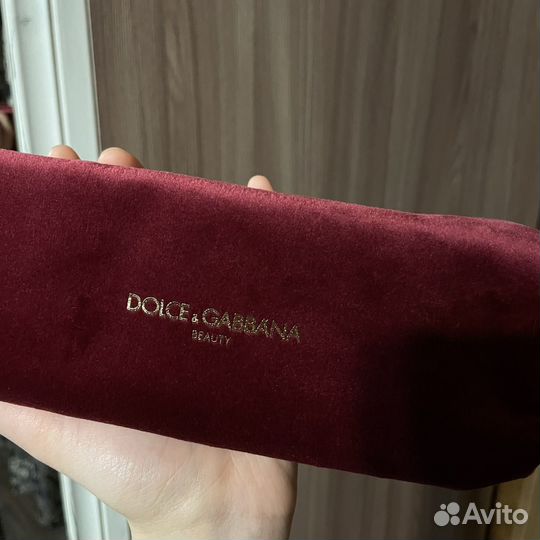 Новая косметичка Dolce & Gabbana