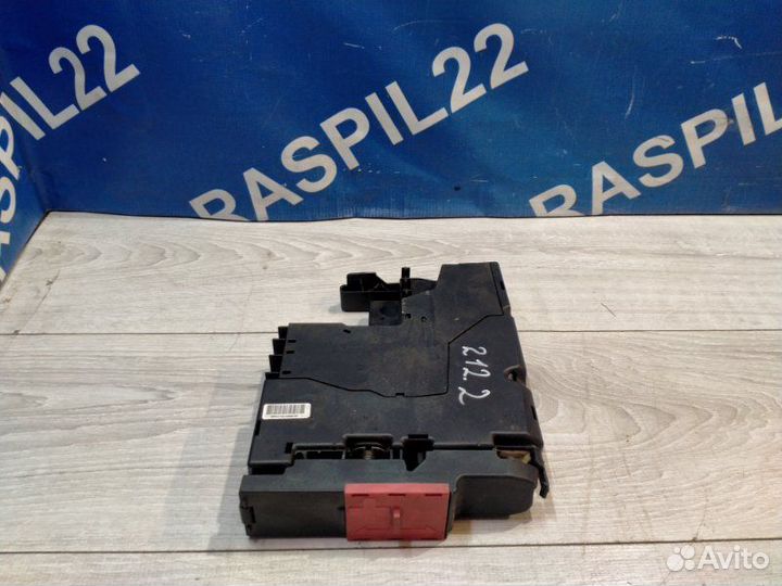 Блок предохранителей Mercedes-Benz 212.036 E 250