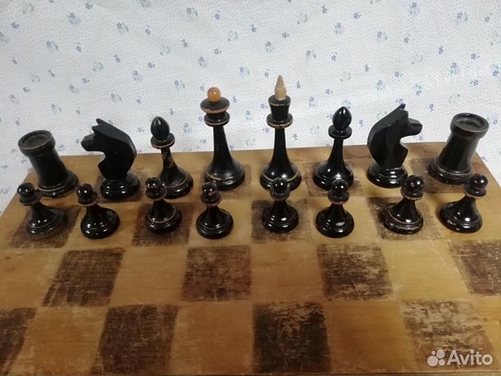 Шахматы СССР обиходные Дерево размер 40 см