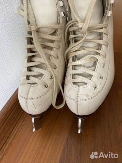 Коньки для фигурного катания wifa