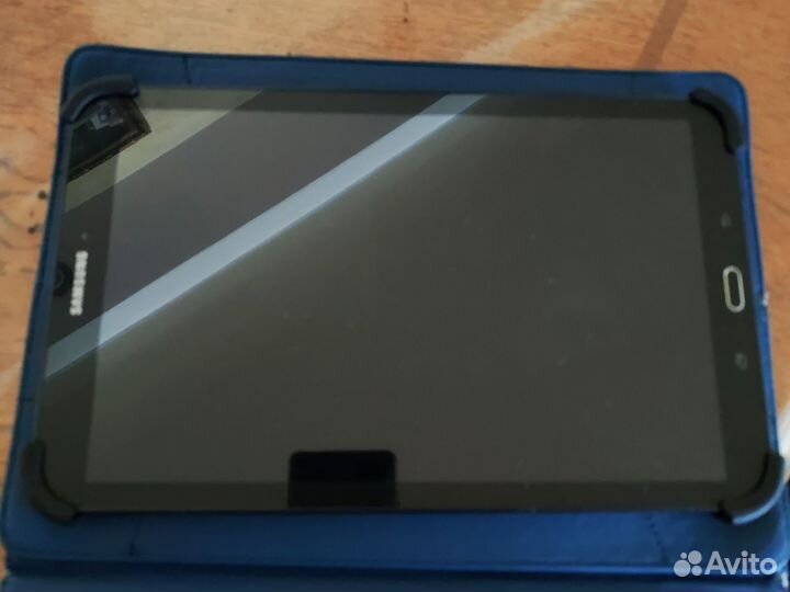 Планшет samsung galaxy tab Е