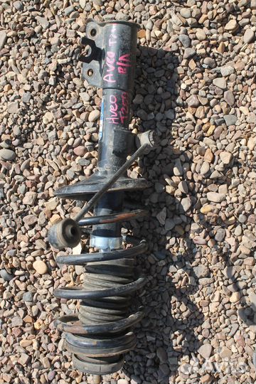 Chevrolet Aveo T250 стойки передние левая.правая