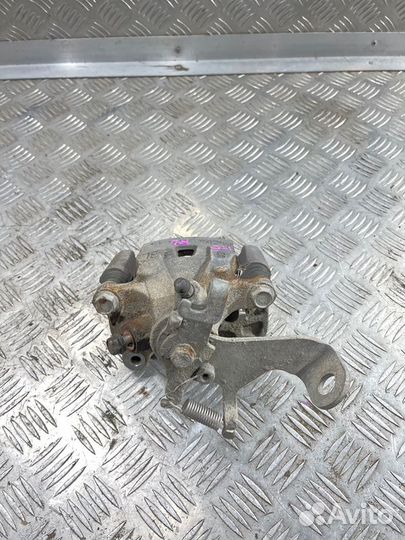 Суппорт задний левый Mazda Cx-5 KE