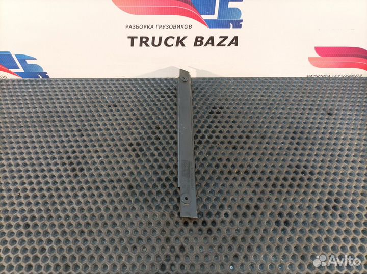 81629300147 Накладка обшивки крыши кабины Man TGA