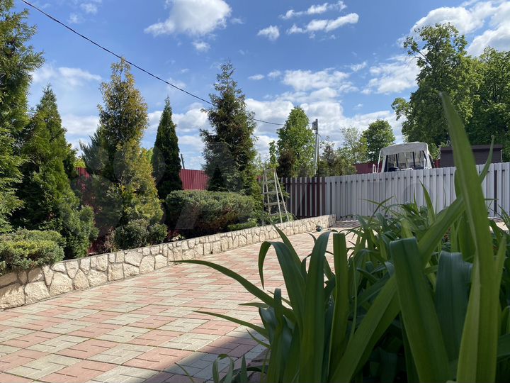 Дом 200 м² на участке 3 сот.