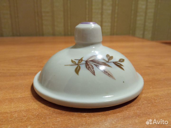 Крышки от чайника, сахарницы сервиза фарфор СССР