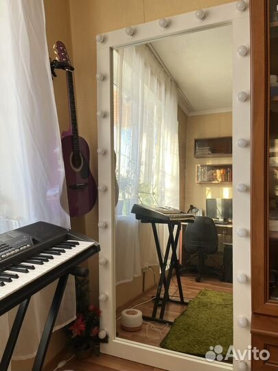 Зеркало с подсветкой