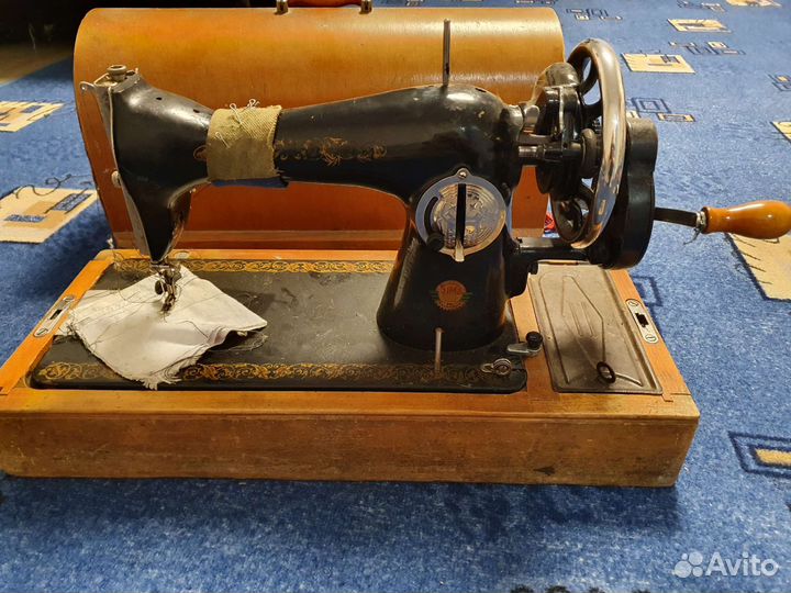 Швейная машинка подольская ручная СССР
