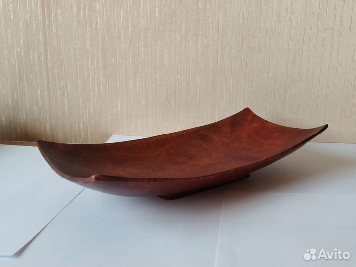 Деревянная прямоугольная чаша 