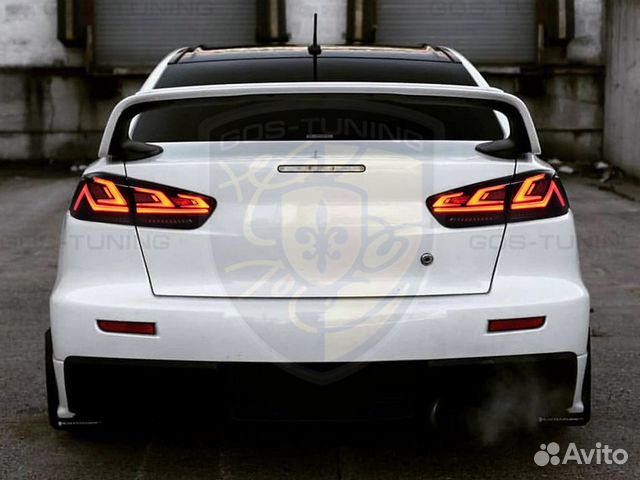 Задние фонари Mitsubishi lancer 10